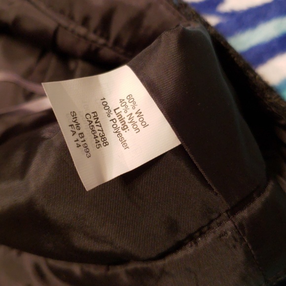 3/$20 JCrew Gray & Black Houndstooth Pencil Skirt - Picture 3 of 4